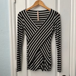 NWOT BAYLEY44 STRIPED TOP